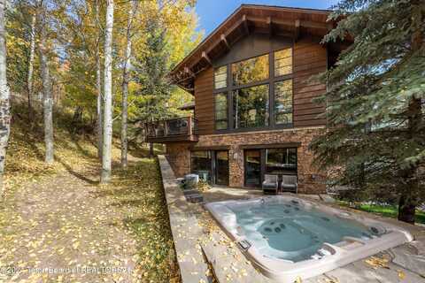 3084 GARNET Road, Teton Village, WY 83025