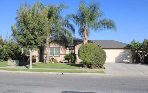 468 Edgewater Street, Tulare, CA 93274