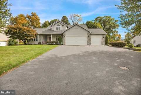 272 W WALNUT TREE DRIVE, BLANDON, PA 19510