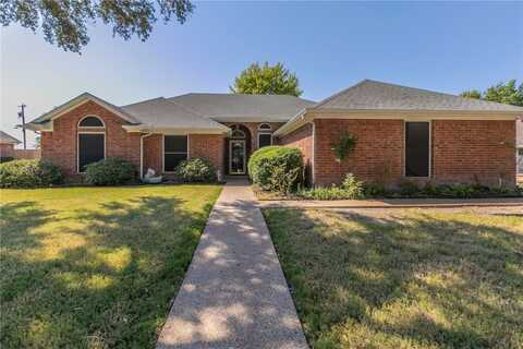 317 Bonham Drive, Hewitt, TX 76643