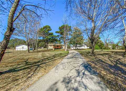 2122 Cedar RD, Harrison, AR 72601