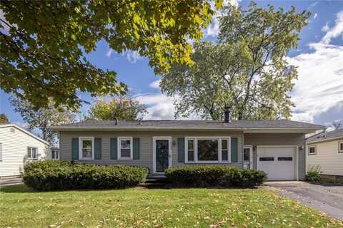 68 Schum Lane, Rochester, NY 14609