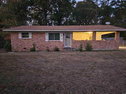 181 Scroggins St, Hot Springs, AR 71901