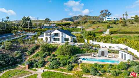 5944 Cavalleri Rd, Malibu, CA 90265