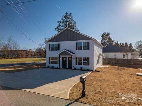 1330 Main Avenue SE, Hickory, NC 28602