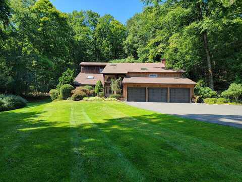 12 Raquel Drive, Danbury, CT 06811