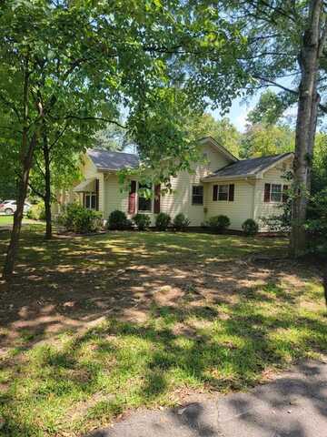 406 1st Street, La Fayette, GA 30728