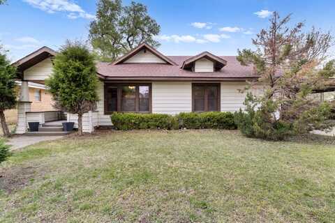 204 E Clara, Hooker, OK 73945