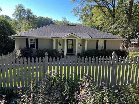 838 Pinehill Drive SE, Smyrna, GA 30080