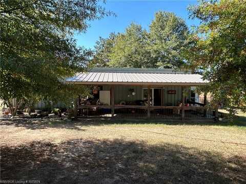 210 College ST, Altus, AR 72821