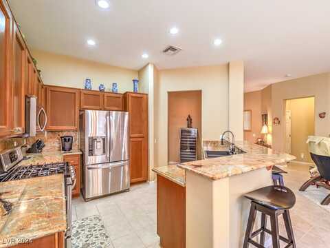 19 Fountainhead Circle, Henderson, NV 89052