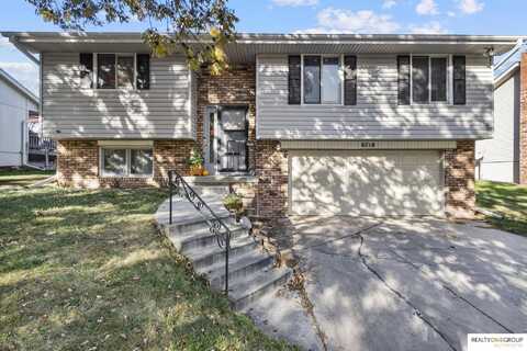 6718 S 87 Street, Ralston, NE 68127