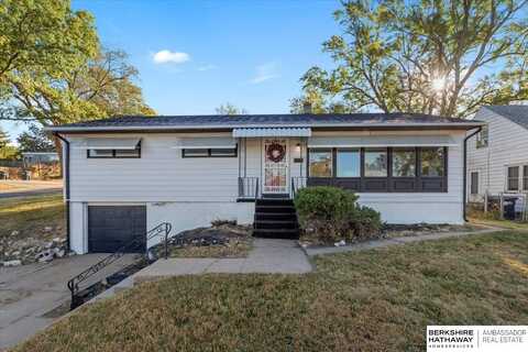 3945 N 66 Street, Omaha, NE 68104