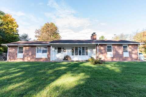 2045 Sandy Cove Drive, Kalamazoo, MI 49048