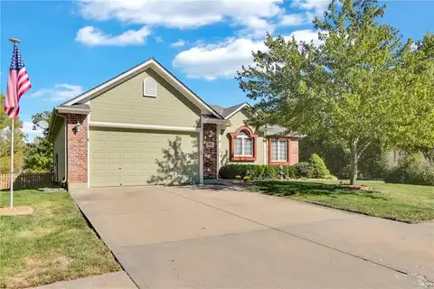 1810 Cypress Way, Pleasant Hill, MO 64080