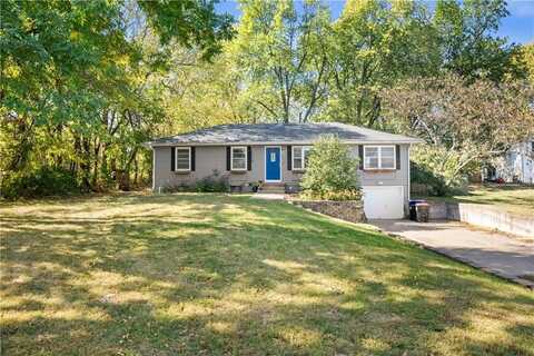 604 2nd Avenue S, Greenwood, MO 64034