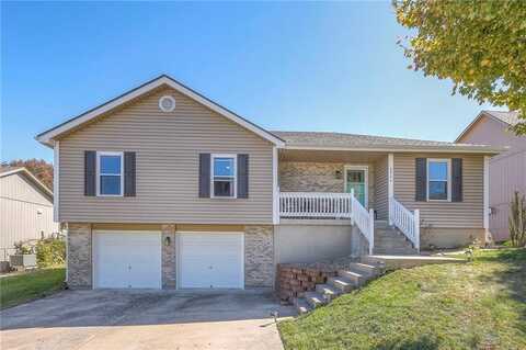 2804 NE Ridge Creek Drive, Blue Springs, MO 64014