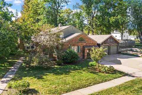 1111 Friendly Ave, IowaCity, IA 52240