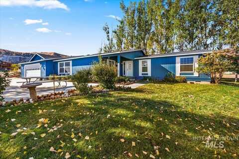 1915 W South Slope Road, Emmett, ID 83617