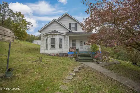 425 W Robbins St, Jellico, TN 37762