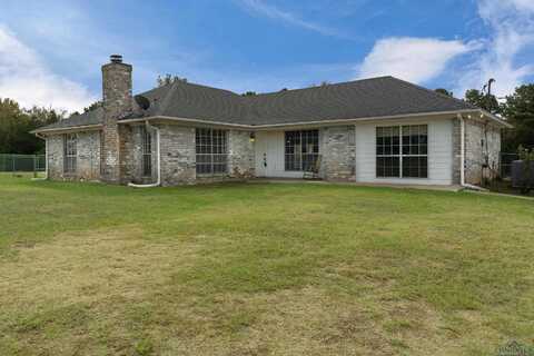 1057 Fir Rd, Gladewater, TX 75647