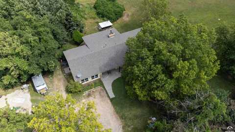 680 N 1457 Road, Lawrence, KS 66049