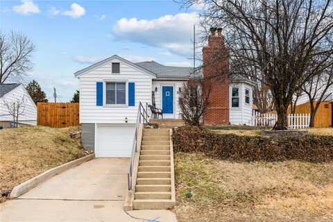 9501 Mackenzie Road, Saint Louis, MO 63123