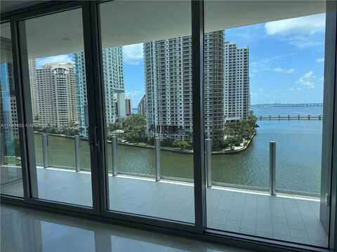 300 Biscayne Boulevard Way, Miami, FL 33131