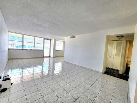 250 174th St, Sunny Isles Beach, FL 33160