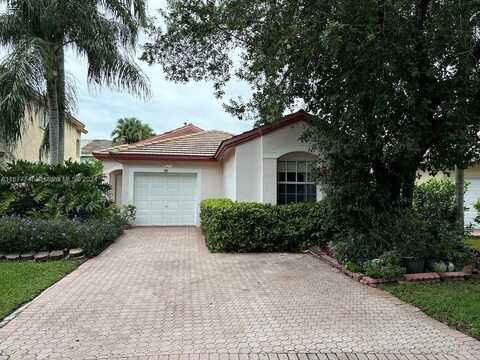 3198 NW 99th Pl, Doral, FL 33172