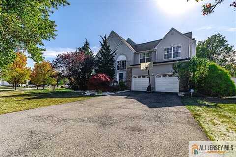 15 Shawn Court, North Brunswick, NJ 08902