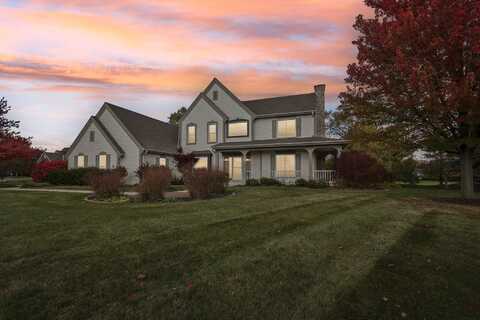 5502 W Elderberry Ct, Mequon, WI 53092