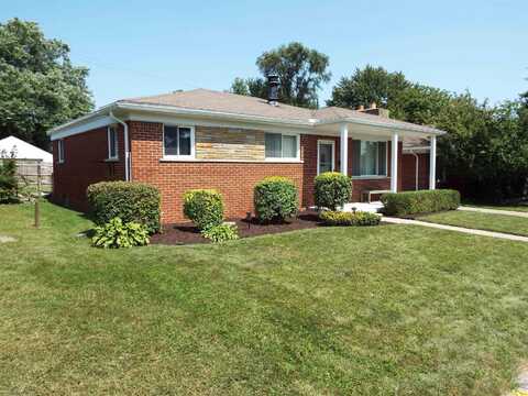 7221 Weingartz, Center Line, MI 48015