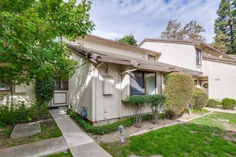 1038 Liebelt CT, SAN JOSE, CA 95126