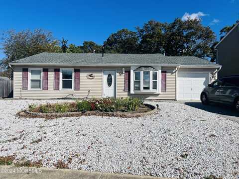 3 Admiral Court, Barnegat, NJ 08005