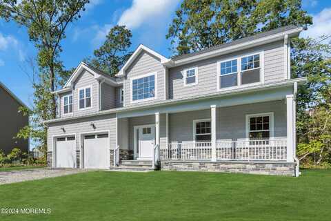 37 Pennsylvania Avenue, Waretown, NJ 08758