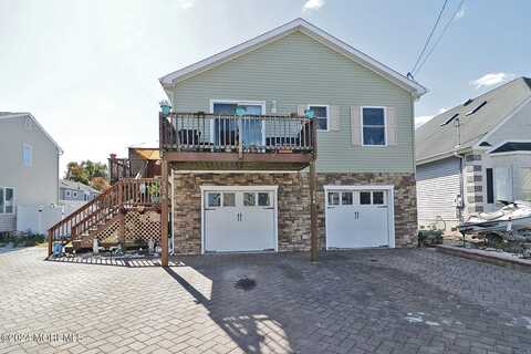 334 E Bayview Avenue, Ocean Gate, NJ 08740