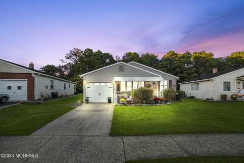 25 Redhook Bay Drive, Toms River, NJ 08757