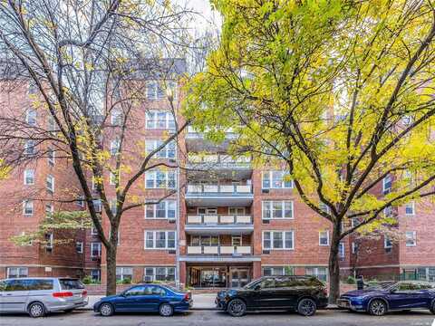 144-70 41st Ave, Flushing, NY 11355