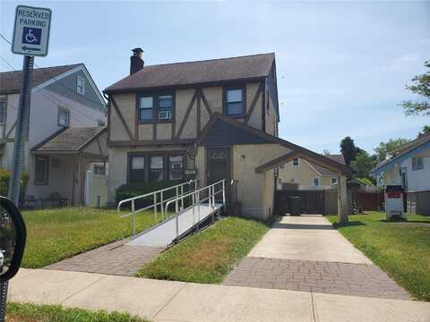 1720 Harvard Avenue, Merrick, NY 11566