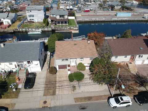 69 E 1st Street, Freeport, NY 11520