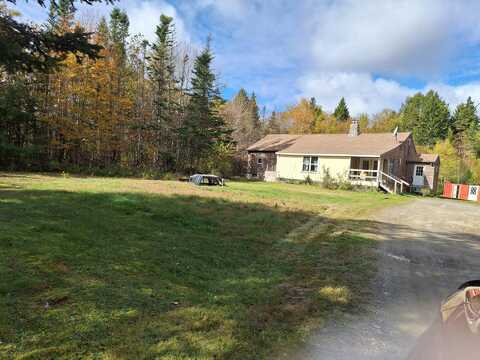 88 Savery Road, Searsport, ME 04974