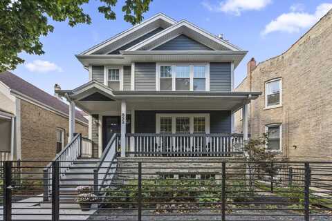 852 N Mozart Street, Chicago, IL 60622