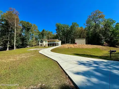 277 Chance Private Drive, Oneida, TN 37841