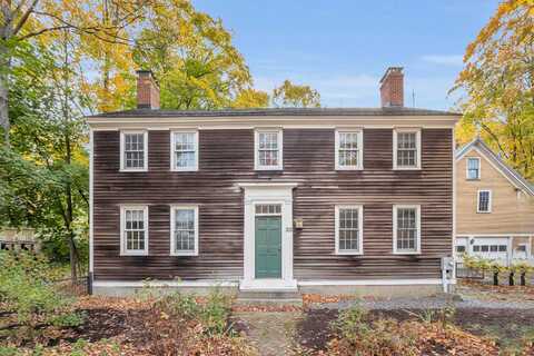 23 Exeter Road, Newmarket, NH 03857