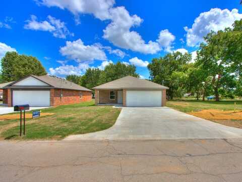 522 SE 3rd, Lexington, OK 73051