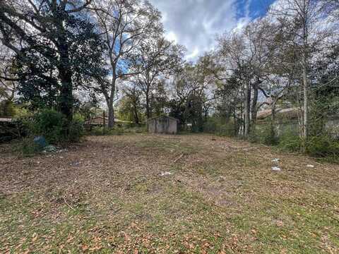 353 S Duck Ave, Wewahitchka, FL 32465