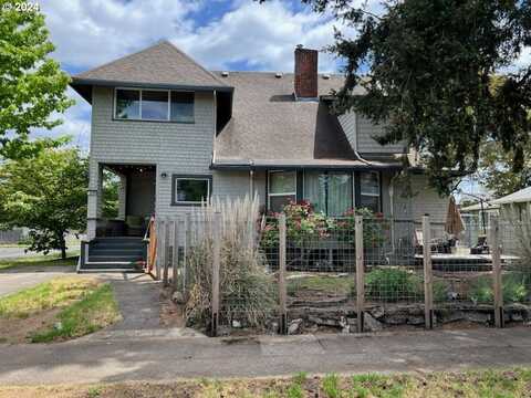 4504 SE 65TH AVE, Portland, OR 97206