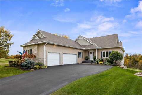 1401 Fairway Court, Chaska, MN 55318