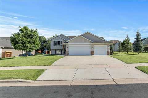 1207 Tikalsky Street SE, New Prague, MN 56071